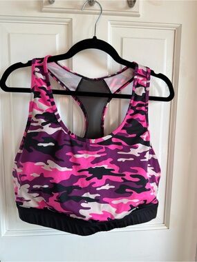 LuLaRoe Rise 2X Purple and Hot Pink Camo Top